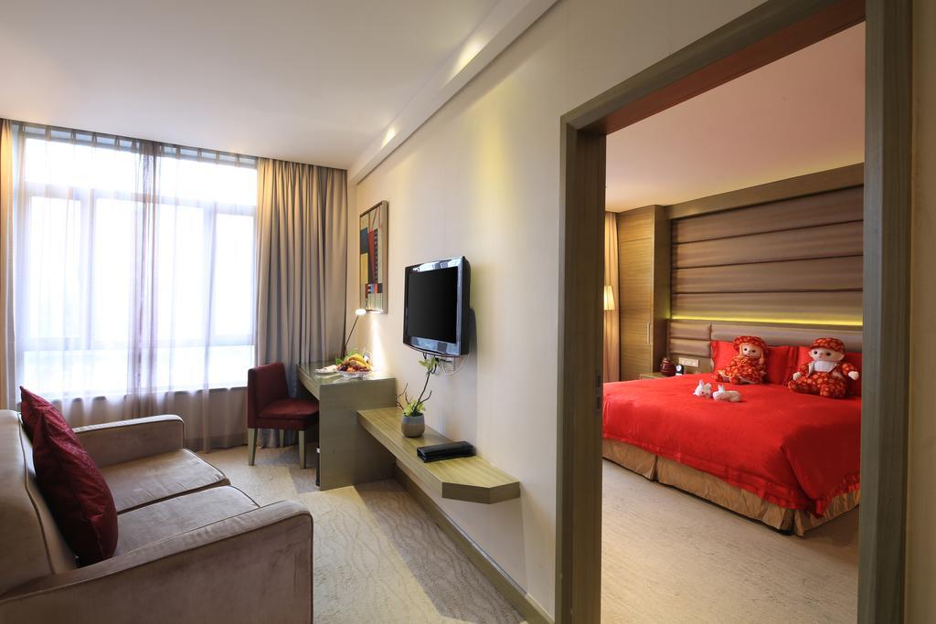 Ramada Plaza By Wyndham Shanghai Caohejing Hotel Εξωτερικό φωτογραφία